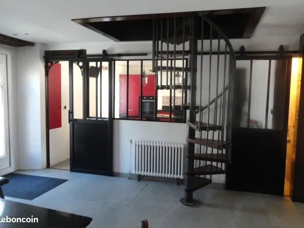 Maison 6 pièces 166 m²