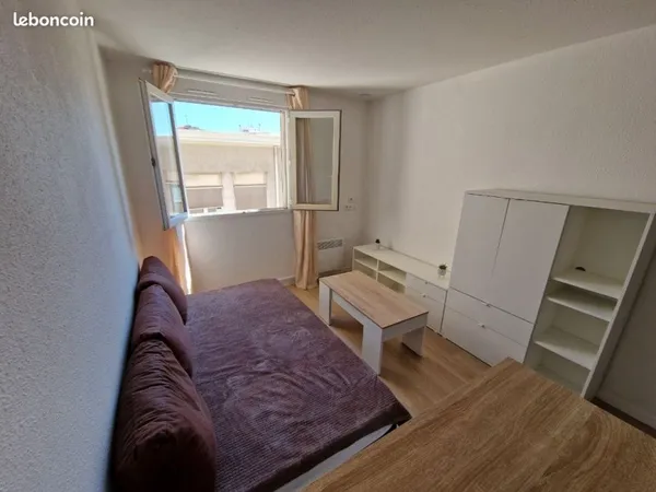 Studio meublé rénové - Centre de Valence