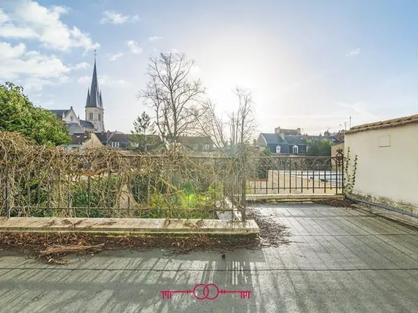 A VENDRE - MAISON DE MAITRE - REIMS CENTRE-VILLE