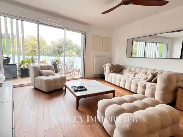 À VENDRE APPARTEMENT TYPE 4 83m2 BALCON - À 100M DE LA MER