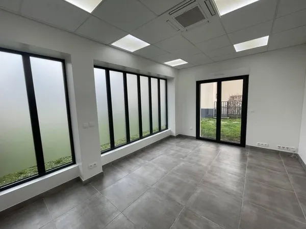 Local professionnel 18 m²