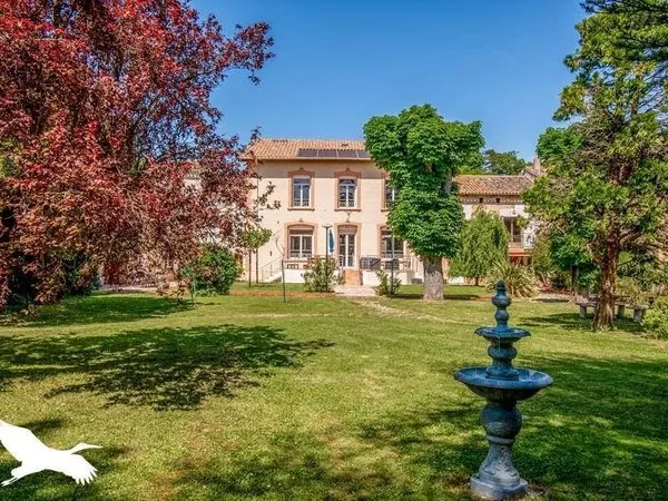 Maison 15 pièces 530 m²