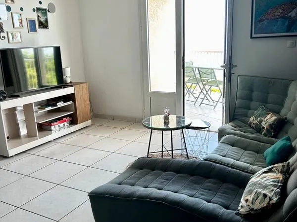 Appartement T3 vue mer St Leu