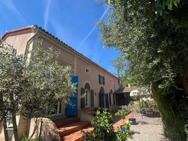 Maison de charme À Vendre à Ollioules