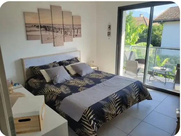 Chambre de 15m2 à louer sur Aix-les-Bains