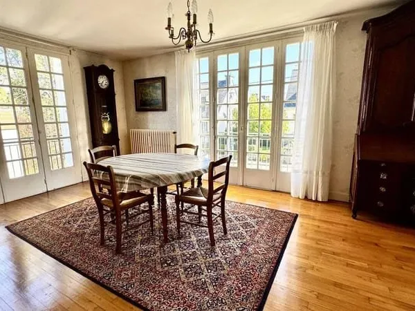 Maison 6 pièces 141 m²