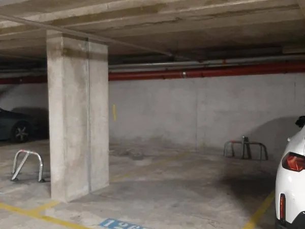 Parking 10 m²