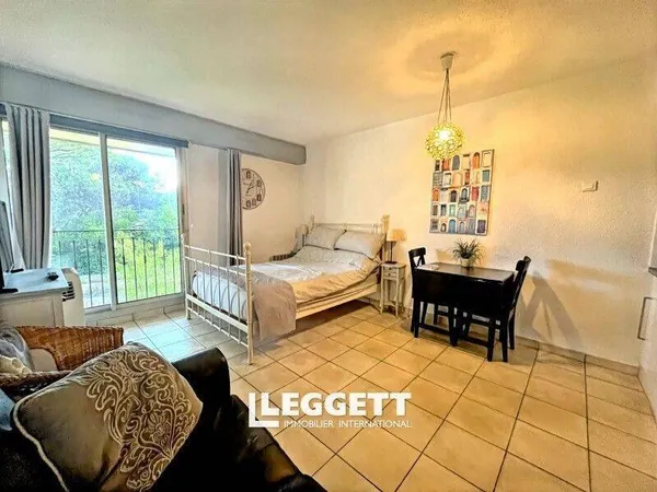 Studio 1 pièce 24 m²