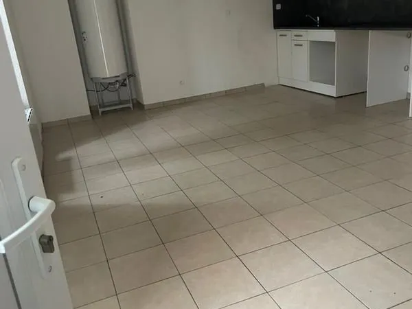 Duplex T3 , terrasse , place parking