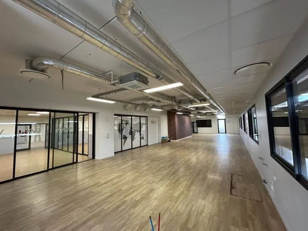 Bureaux 447 m²