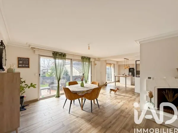 Maison 5 pièces 126 m²
