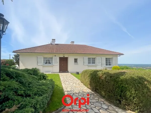 Maison 5 pièces 140 m²