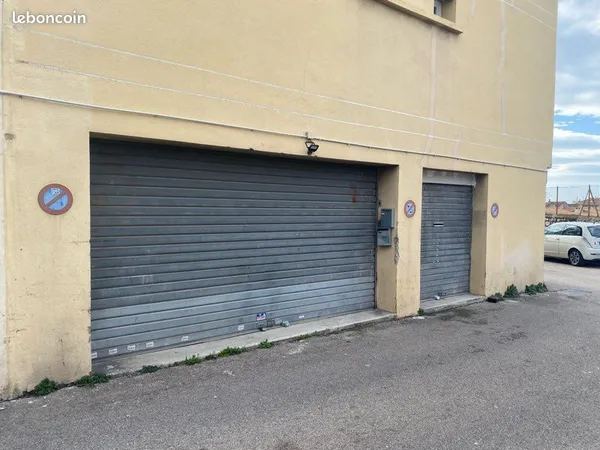 Bureau,entrepôt,130m2 13014