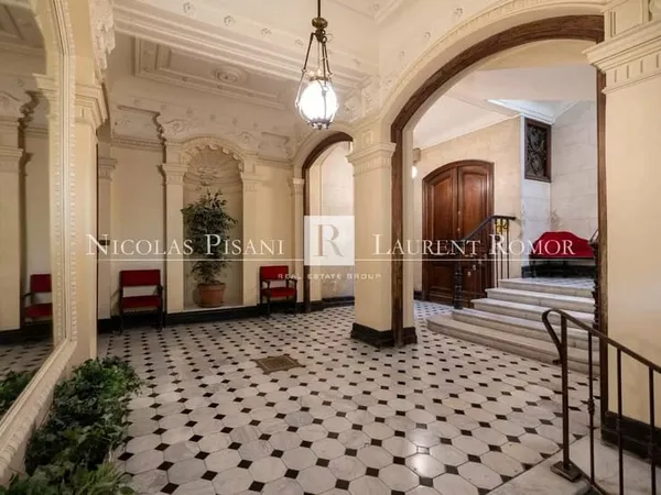 À VENDRE - APPARTEMENT BOURGEOIS 7 PIÈCES - CARABACEL - DERNIER ÉTAGE - 192 M² - ASCENSEUR