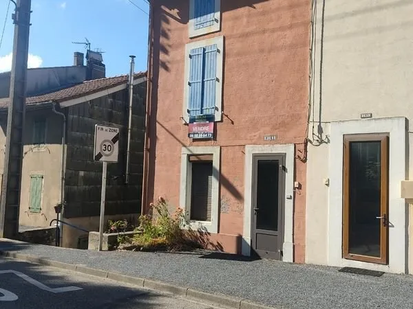 Maison a vent à rénover