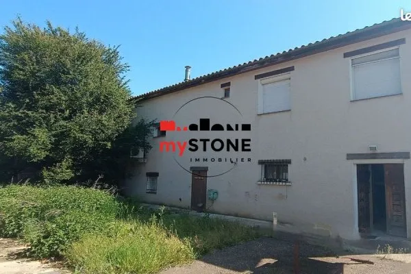 Ferme 10 pièces 276 m²