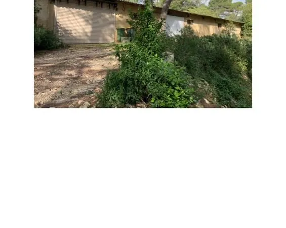 Local de stockage professionnel à louer sur Congéniès (30111)