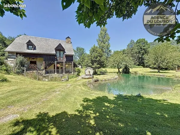 Propriété 5 pièces 130 m²