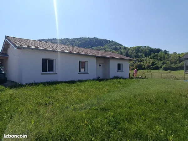 Maison de plein-pied 94 M2 poncin construction 2023