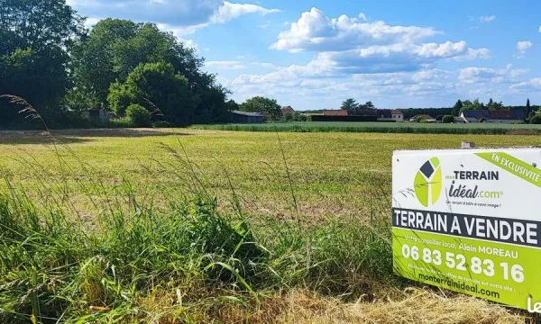 Terrain 1063 m² SOYE EN SEPTAINE