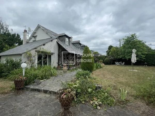 A VENDRE - AGENCE GIBOIRE - MAISON 200 M² - CESSON-SEVIGNE