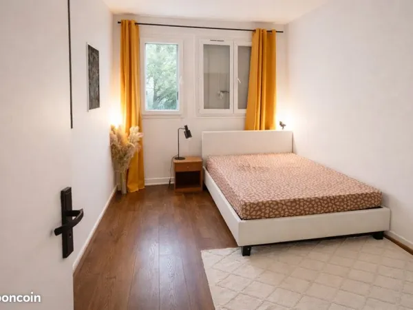 Chambre agréable en colocation