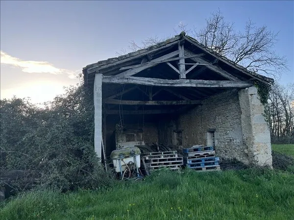 Grange de 1 pièces principales