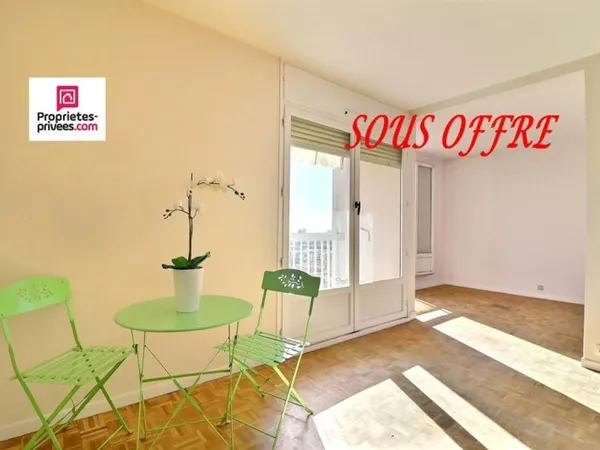Appartement Marseille 4 pièce(s) 80.92 m2 avec Parking et cave