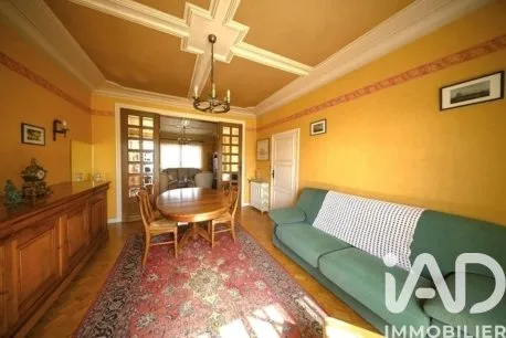 Maison 7 pièces 195 m²