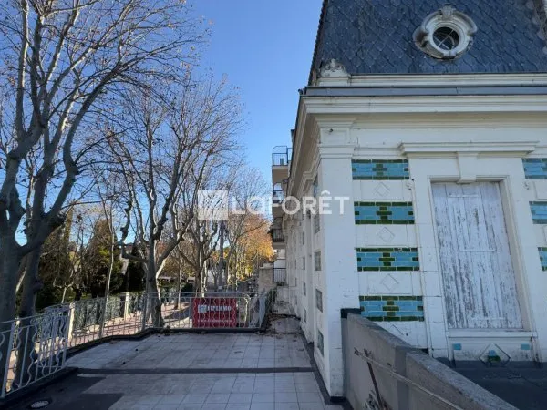 Appartement 9 pièces 215 m²