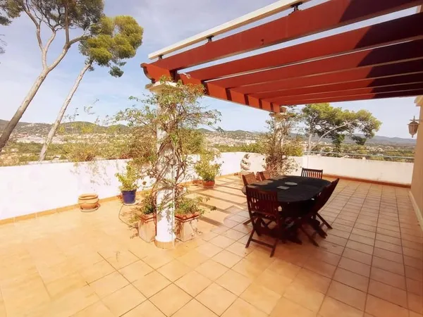 Appartement 4 pièces 110 m2 83400 Hyères