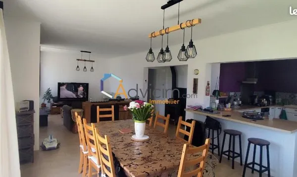 Maison 7 pièces 140 m²