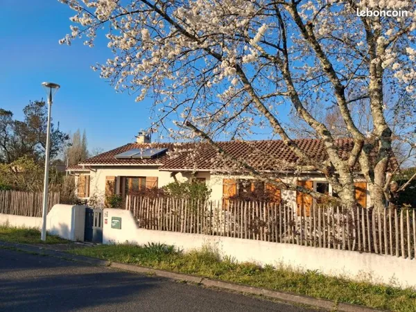 Maison de 113 m2 sur 837m2 de terrain