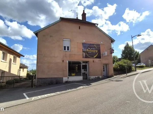 Local commercial 120 m²