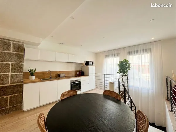 BREST RECOUVRANCE — T3 atypique 60,69 m² sur 2 niveaux — VENDU MEUBLÉ