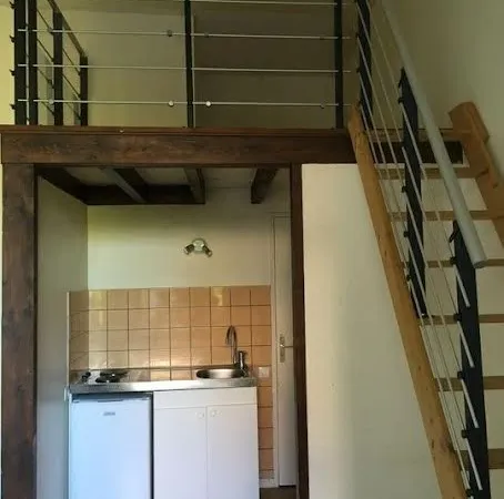 Studio 1 pièce 20 m²