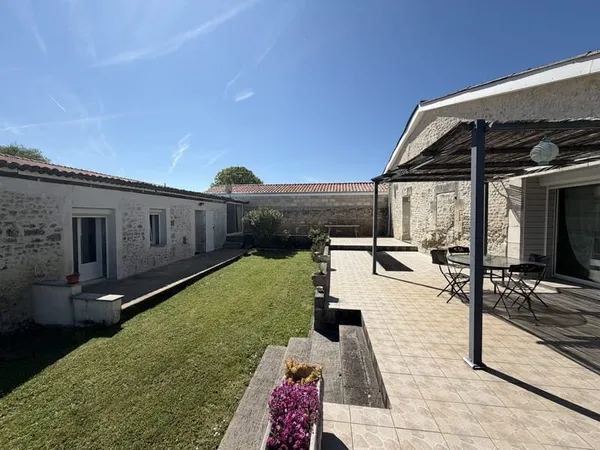 Maison 6 pièces 165 m²