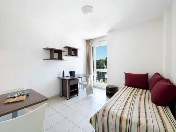 Studio 1 pièce 20 m²