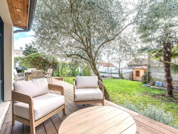 Maison familiale avec jardin, lumineuse, SANS TRAVAUX