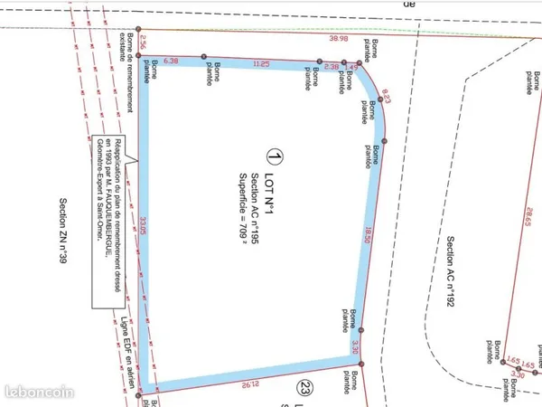 Terrain à batir 709 M²