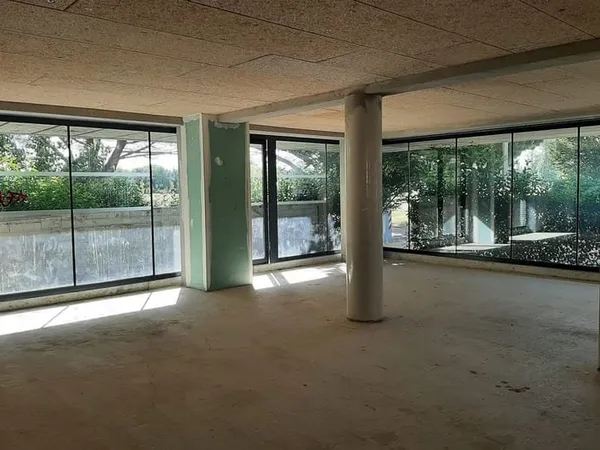 TOULOUSE ARGOULETS - LOCAL A VENDRE