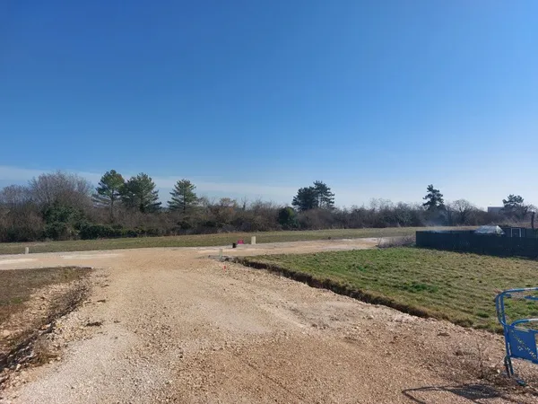 Terrain + maison 90 m²