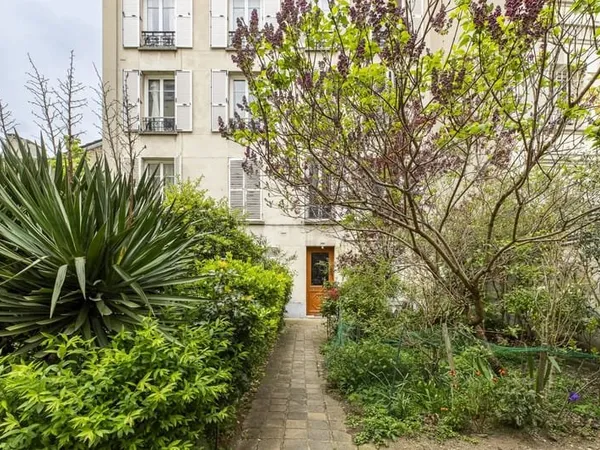 Neuilly - Mairie -