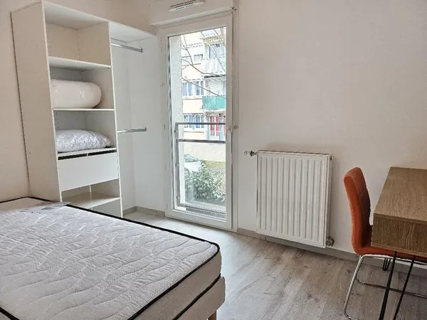 COLOCATION / Appartement de 73.56 m2 hab. (4 Chambres en col