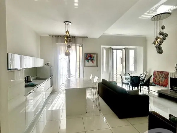 Appartement 3 pièces 74 m²