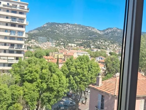 Appartement t4 pont du las