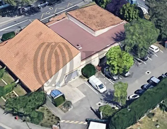 Local d'activité 578 m²