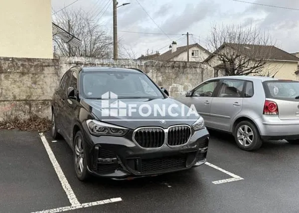 Stationnement Location Saint-Leu-la-Forêt   10000€