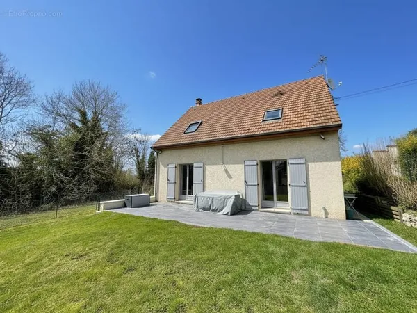 Guerville Maison individuelle 4 chambres avec sous-sol total,