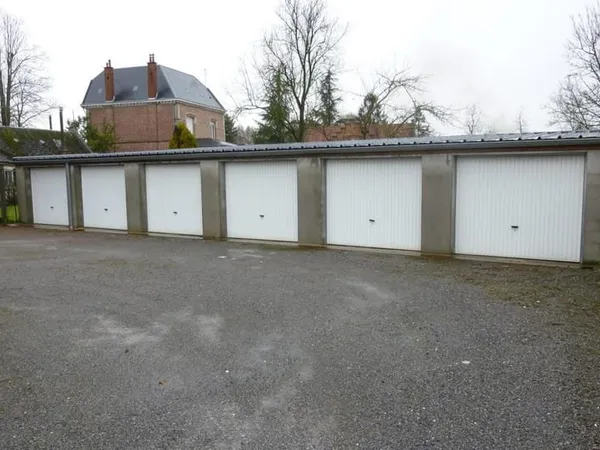 Location garage à Cambrai